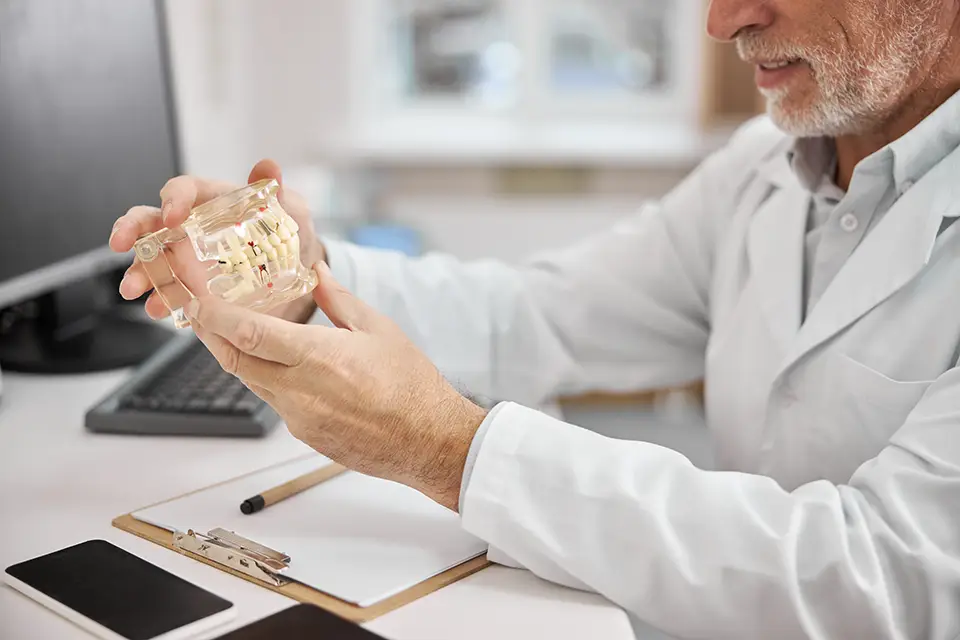 The Benefits of Bone Grafts 1 Who Should Get a Bone Graft?