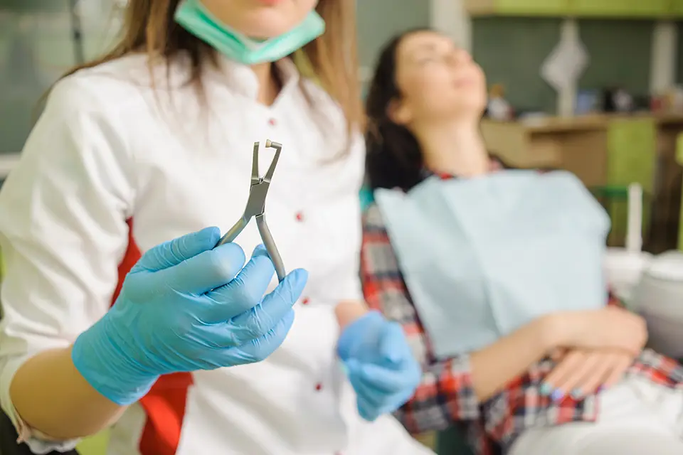 7 Tips for Recovering After Wisdom Tooth Removal