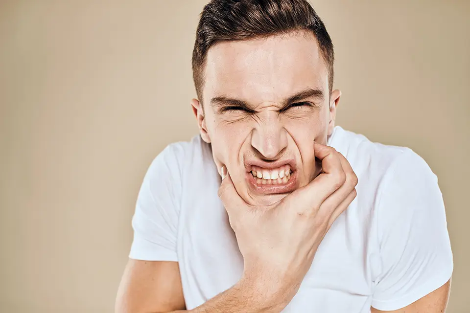 What Is Teeth Grinding? 6 What Is Teeth Grinding?