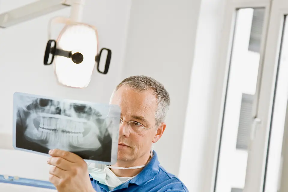 Clearer Images, Precise Treatment: Cone Beam X-Rays Revolutionize Root Canal Care 5 Clearer Images, Precise Treatment: Cone Beam X-Rays Revolutionize Root Canal Care