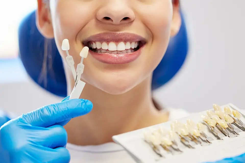 Dental Crowns vs. Veneers: Understanding the Differences