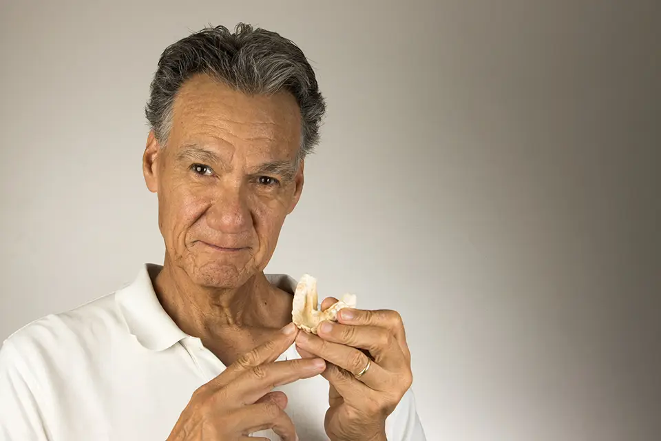 Dental Bridges for Seniors: Addressing Tooth Loss in Older Adults 5 Dental Bridges for Seniors: Addressing Tooth Loss in Older Adults
