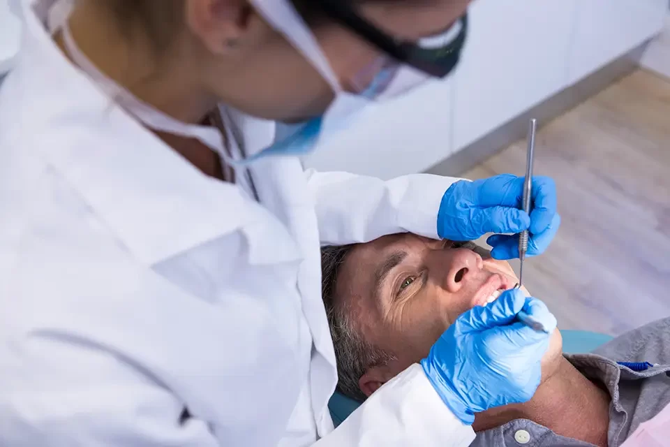 Root Canal vs Extraction: How the Procedures Differ