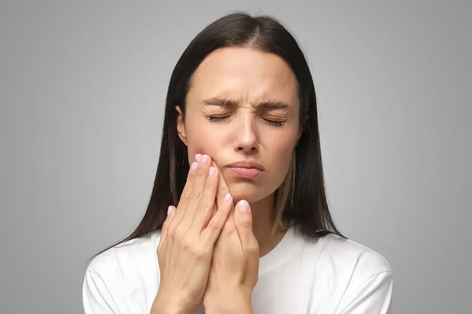 10 Early Signs of Gum Disease